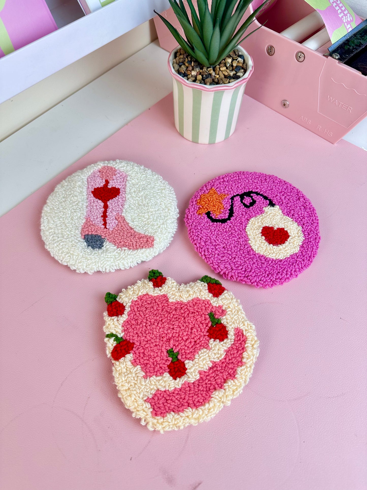 Cowgirl/ LoveBomb/ Vintage Cake