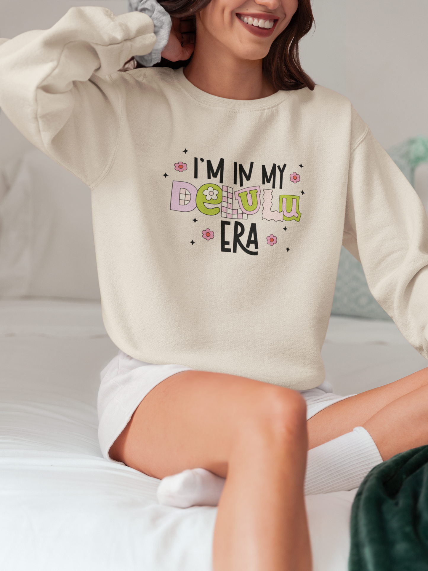 Delulu Sweatshirt & Hoodie