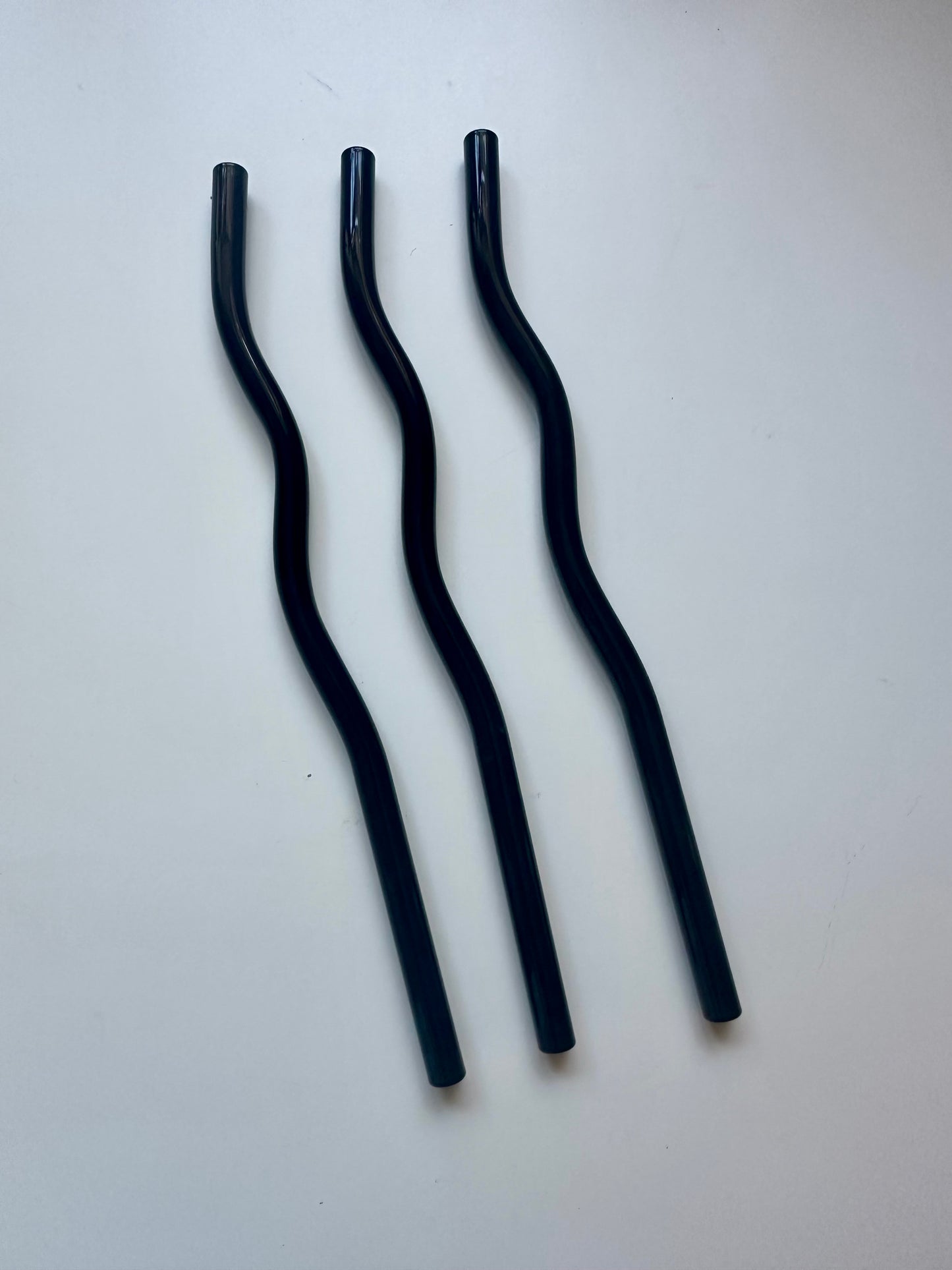 Black Wavy Straw